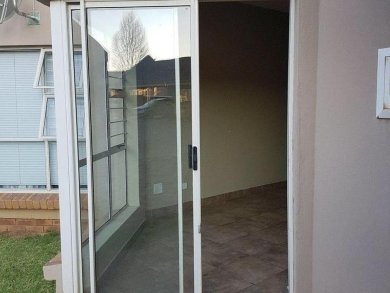 1 Bedroom Property for Sale in Dassie Rand North West